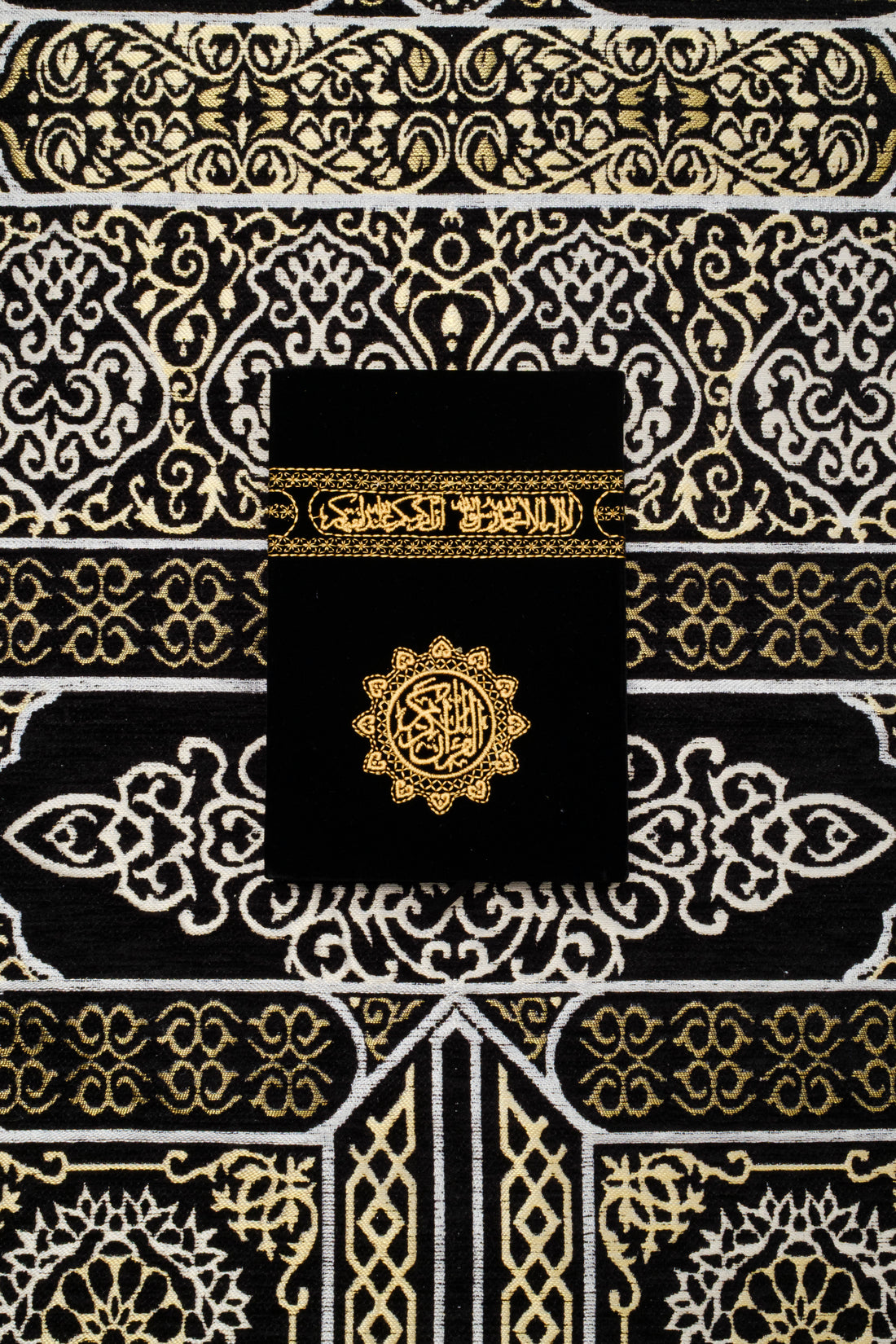 Tapis de prière rembourré Kaaba — Sejadah en velours de qualité supérieure | Confort optimal pour les personnes âgées et les genoux sensibles | Coussin amovible
