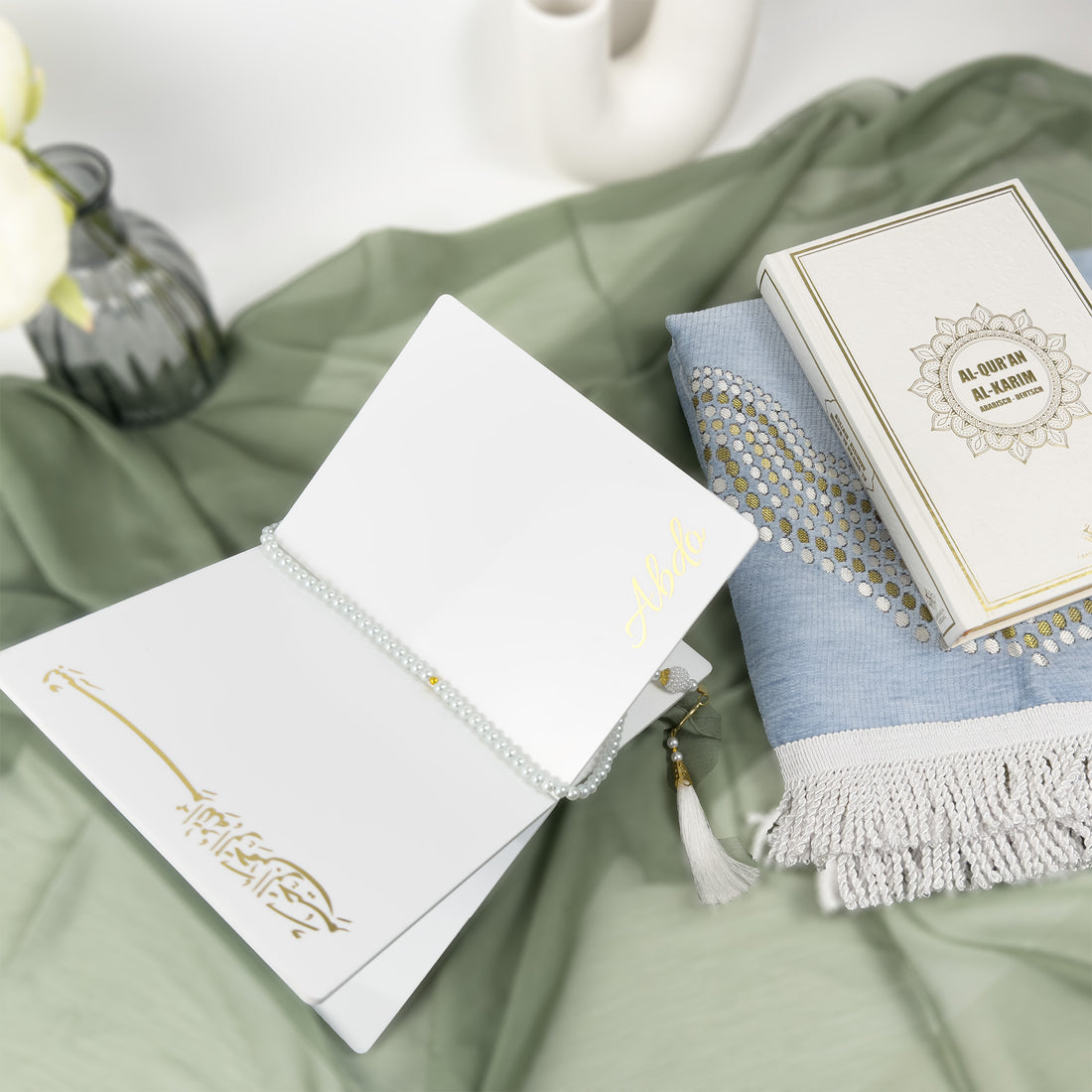 Personalisierter weißer Koranhalter – Ein aufmerksames Geschenk für jedes islamische Ereignis | Ramadan, Eid, Umrah, Hadsch, muslimisches Hochzeitsgeschenk