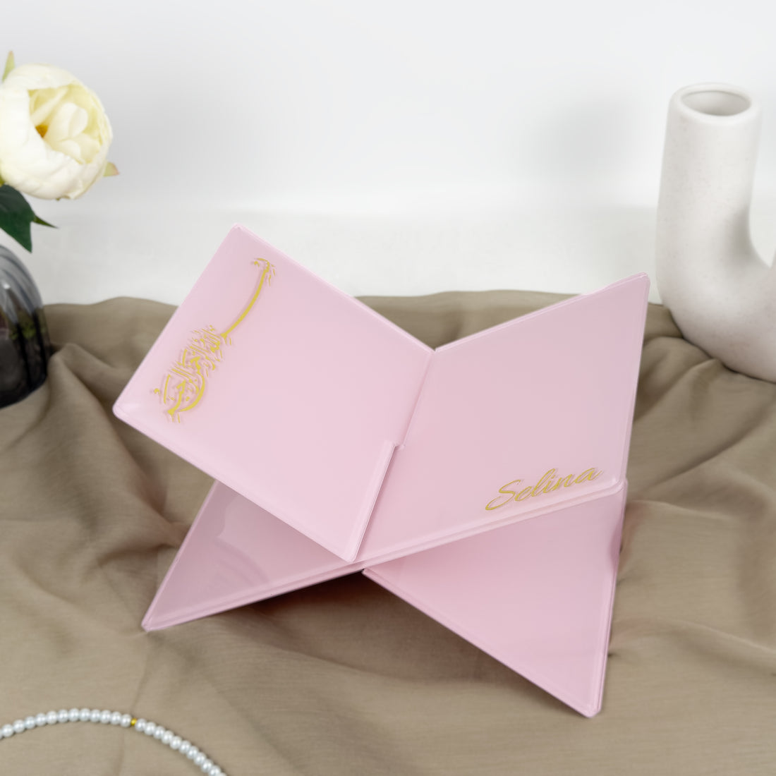 Personalisierter Koranhalter in Rosa – Ein aufmerksames Geschenk für jedes islamische Ereignis | Ramadan, Eid, Umrah, Hadsch, muslimisches Hochzeitsgeschenk
