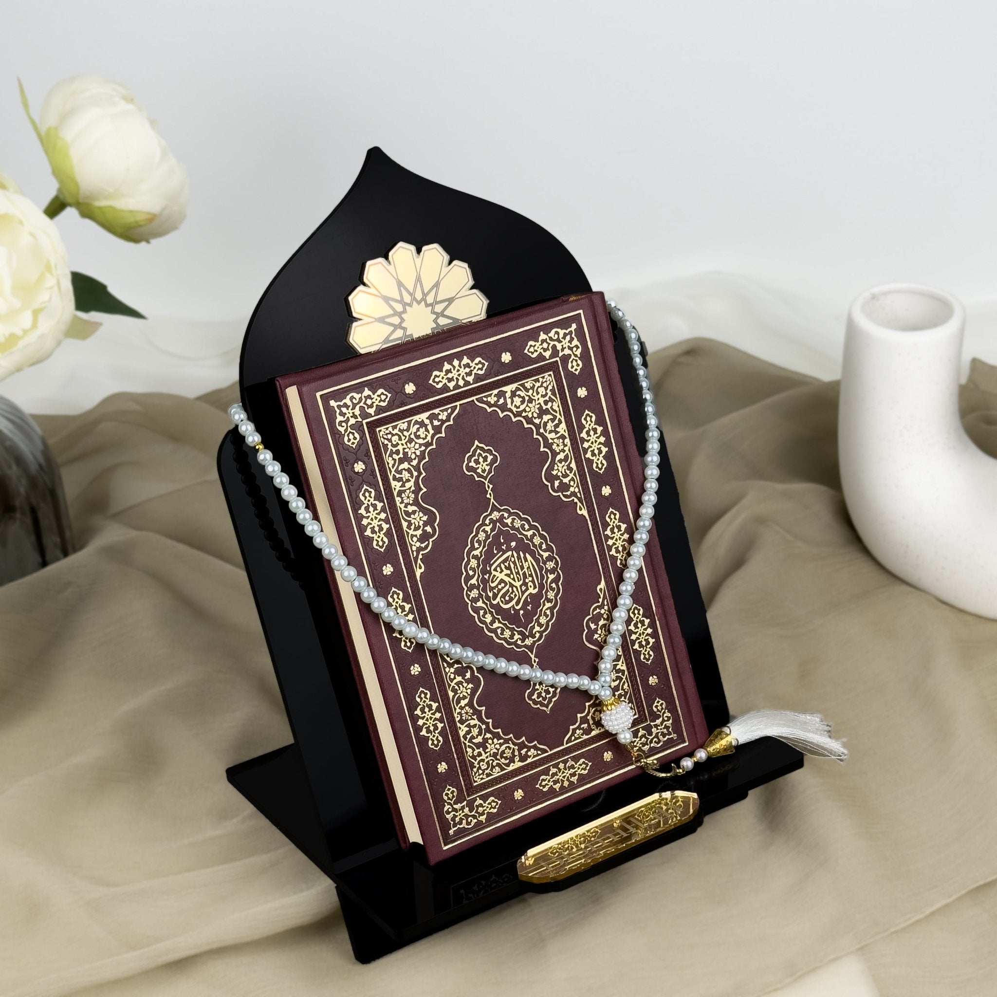 Black Vertical Quran Holder – Elegant Acrylic Stand for Muslim Gifts & Home Décor - The Art of Deen