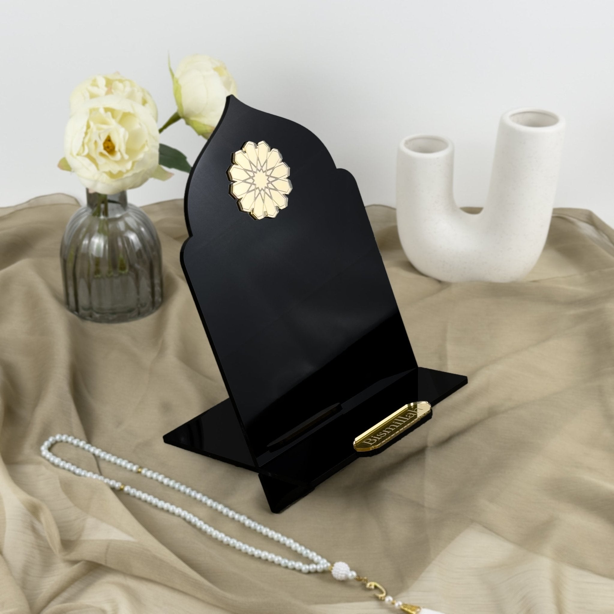 Black Vertical Quran Holder – Elegant Acrylic Stand for Muslim Gifts & Home Décor - The Art of Deen
