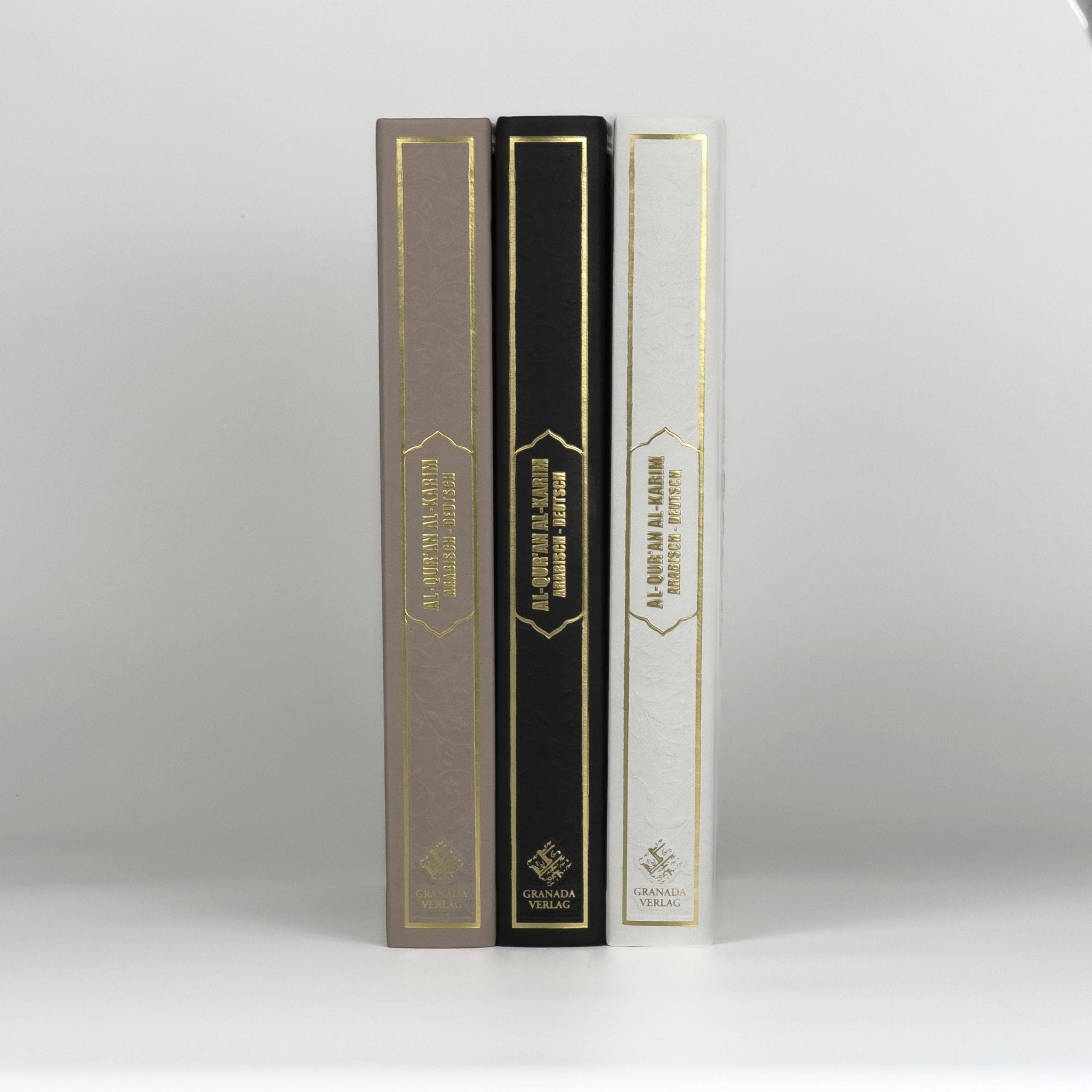 Dunkelbeige Quran Deutsch Arabisch – Extra Dicke Bubenheim Edition, QR - Code, Frank Bubenheim | Hardcover, Goldschnitt Prägung - The Art of Deen