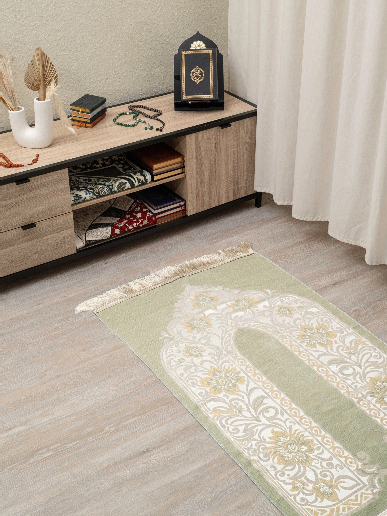 Gory Majestic Bloom Prayer Mat | Jacquard - Woven Soft Acrylic Blend | Elegant Floral Arch Design - The Art of Deen