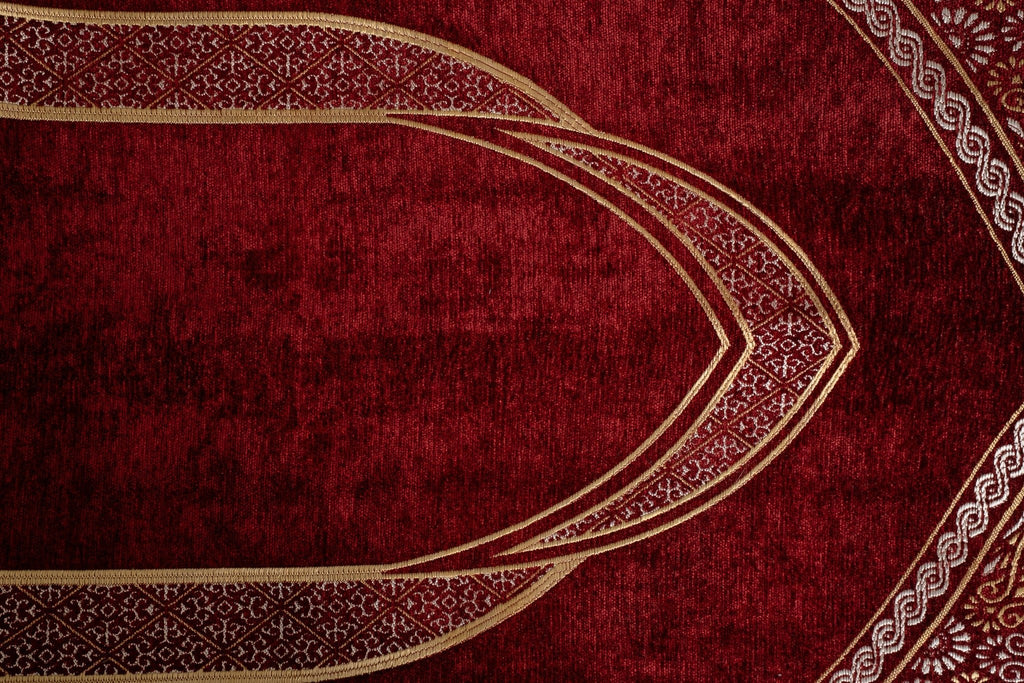Mihrab Prayer Rug with Light Padding – Luxury Silk - Look Islamic Prayer Mat - The Art of Deen