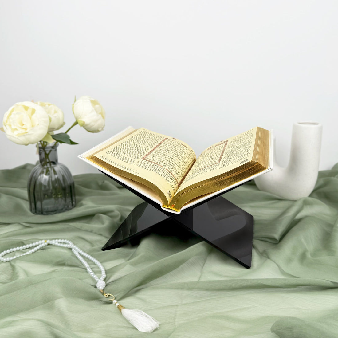 Personalized Black Quran Holder – A Thoughtful Gift for Any Islamic Event | Ramadan, Eid, Umrah, Hajj, Muslim Wedding Gift - The Art of Deen