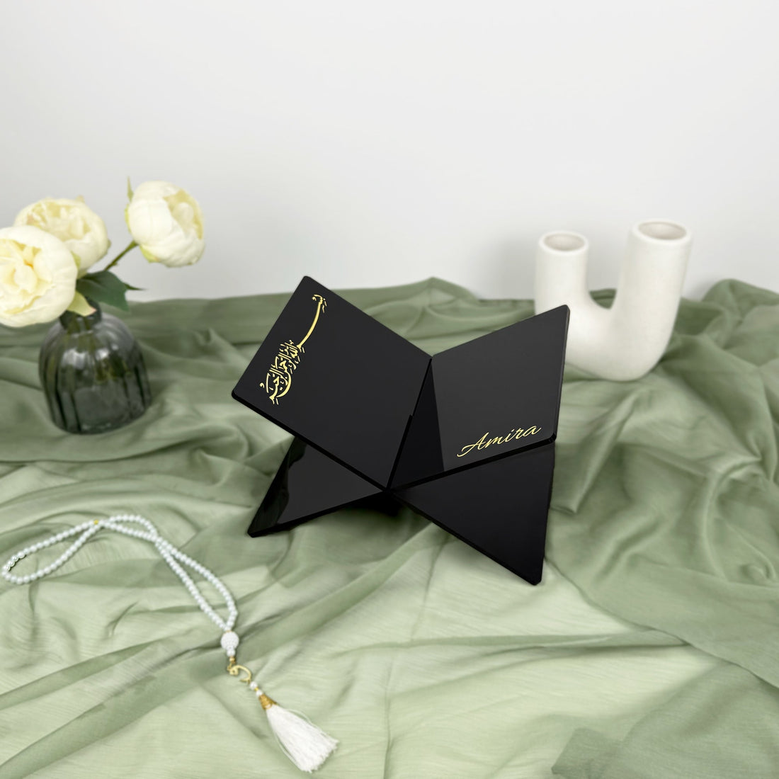 Personalized Black Quran Holder – A Thoughtful Gift for Any Islamic Event | Ramadan, Eid, Umrah, Hajj, Muslim Wedding Gift - The Art of Deen