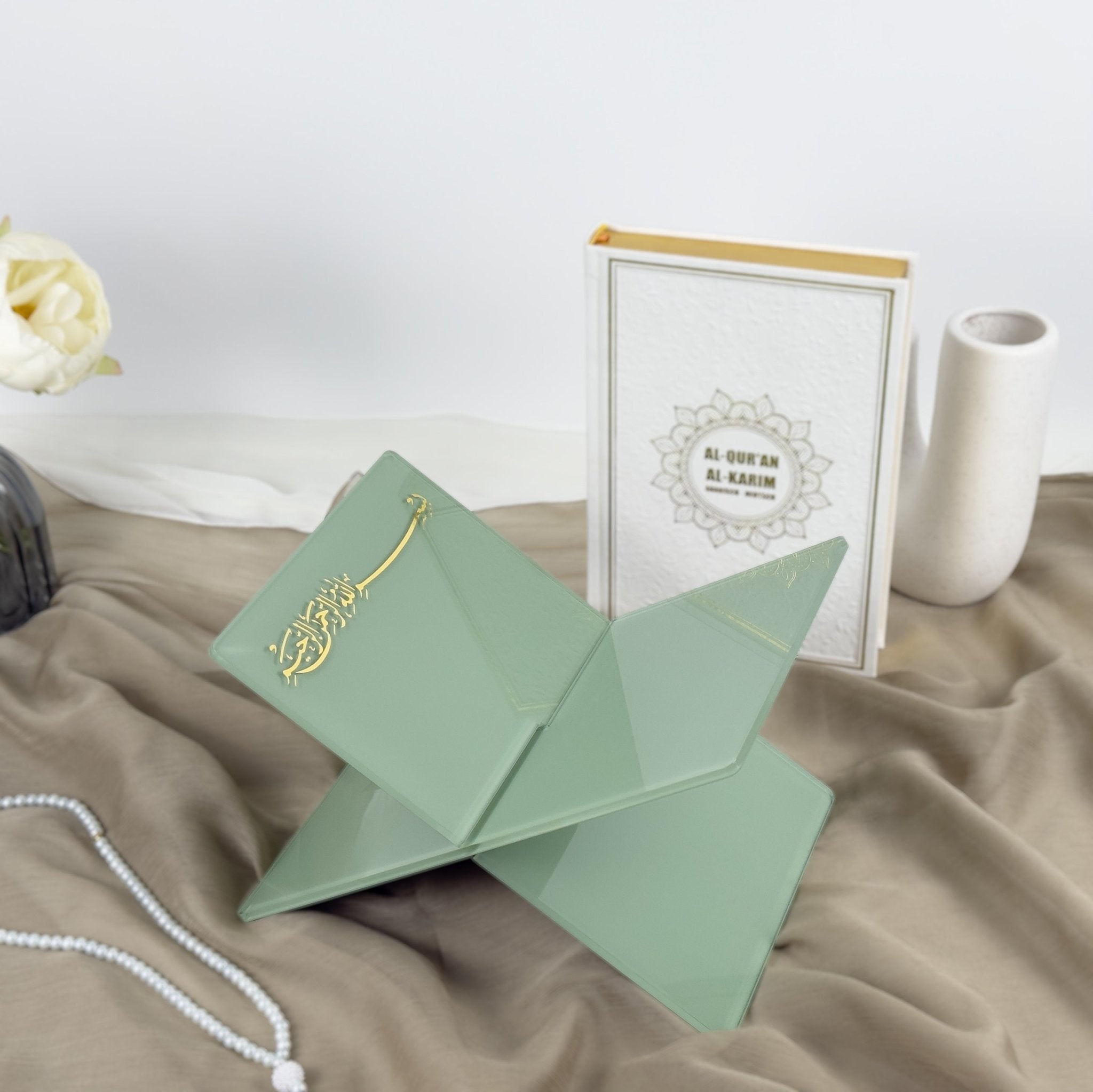 Personalized Green Quran Holder – A Thoughtful Gift for Any Islamic Event | Ramadan, Eid, Umrah, Hajj, Muslim Wedding Gift - The Art of Deen