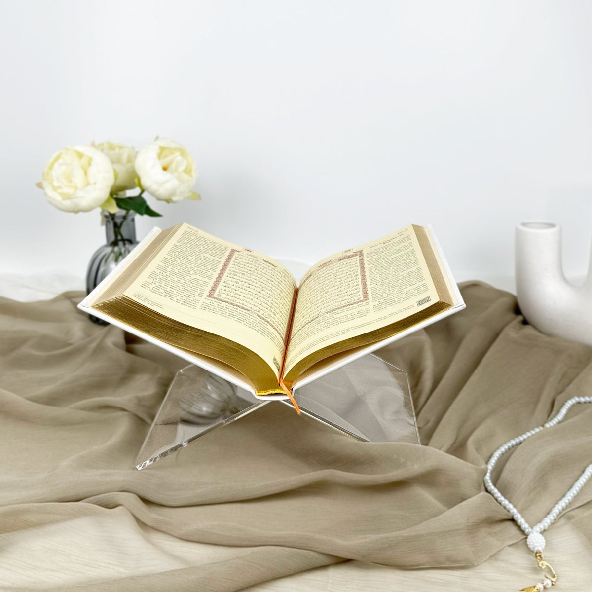 Personalized Transparent Quran Holder – A Thoughtful Gift for Any Islamic Event | Ramadan, Eid, Umrah, Hajj, Muslim Wedding Gift - The Art of Deen