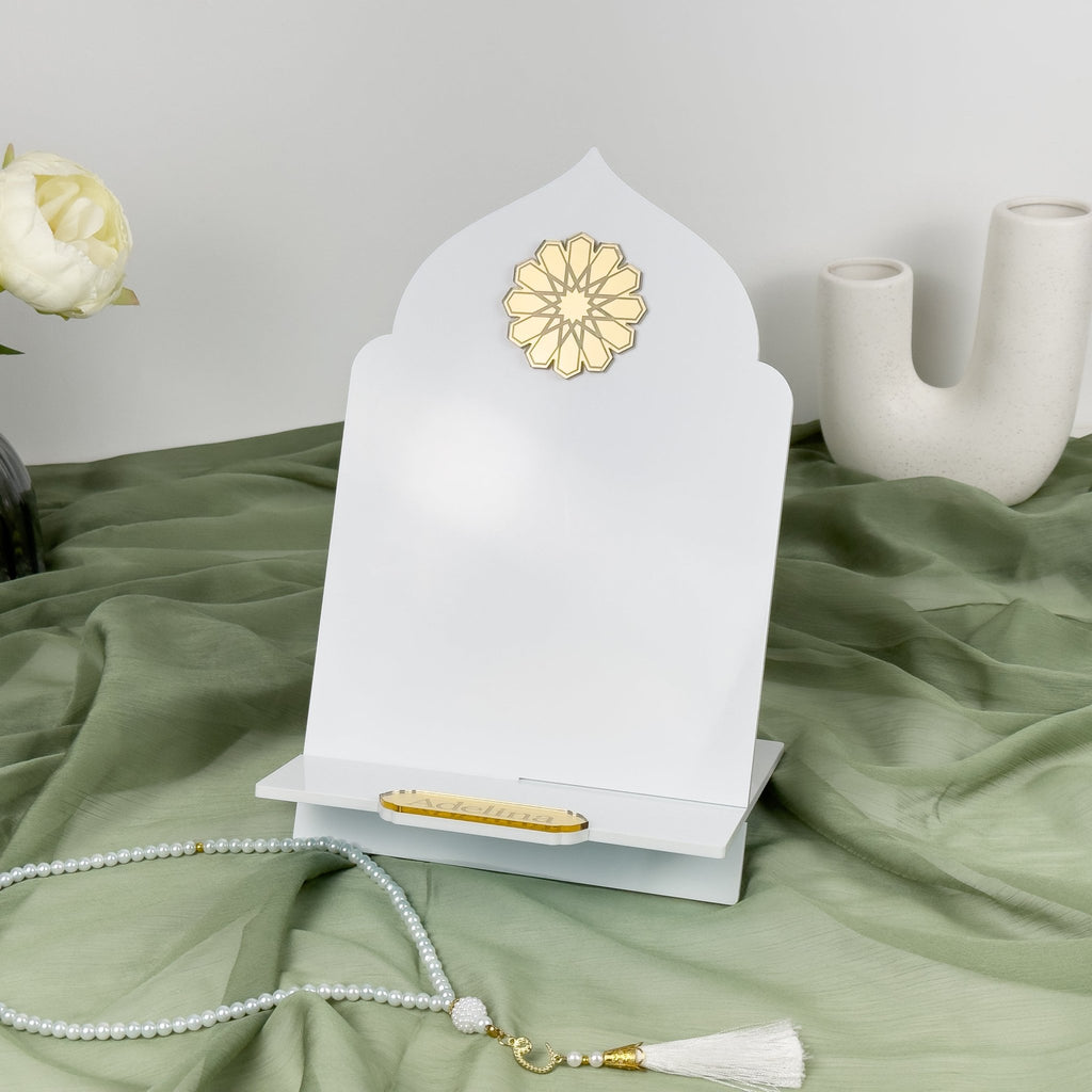 White Vertical Quran Holder – Elegant Acrylic Stand for Muslim Gifts & Home Décor - The Art of Deen