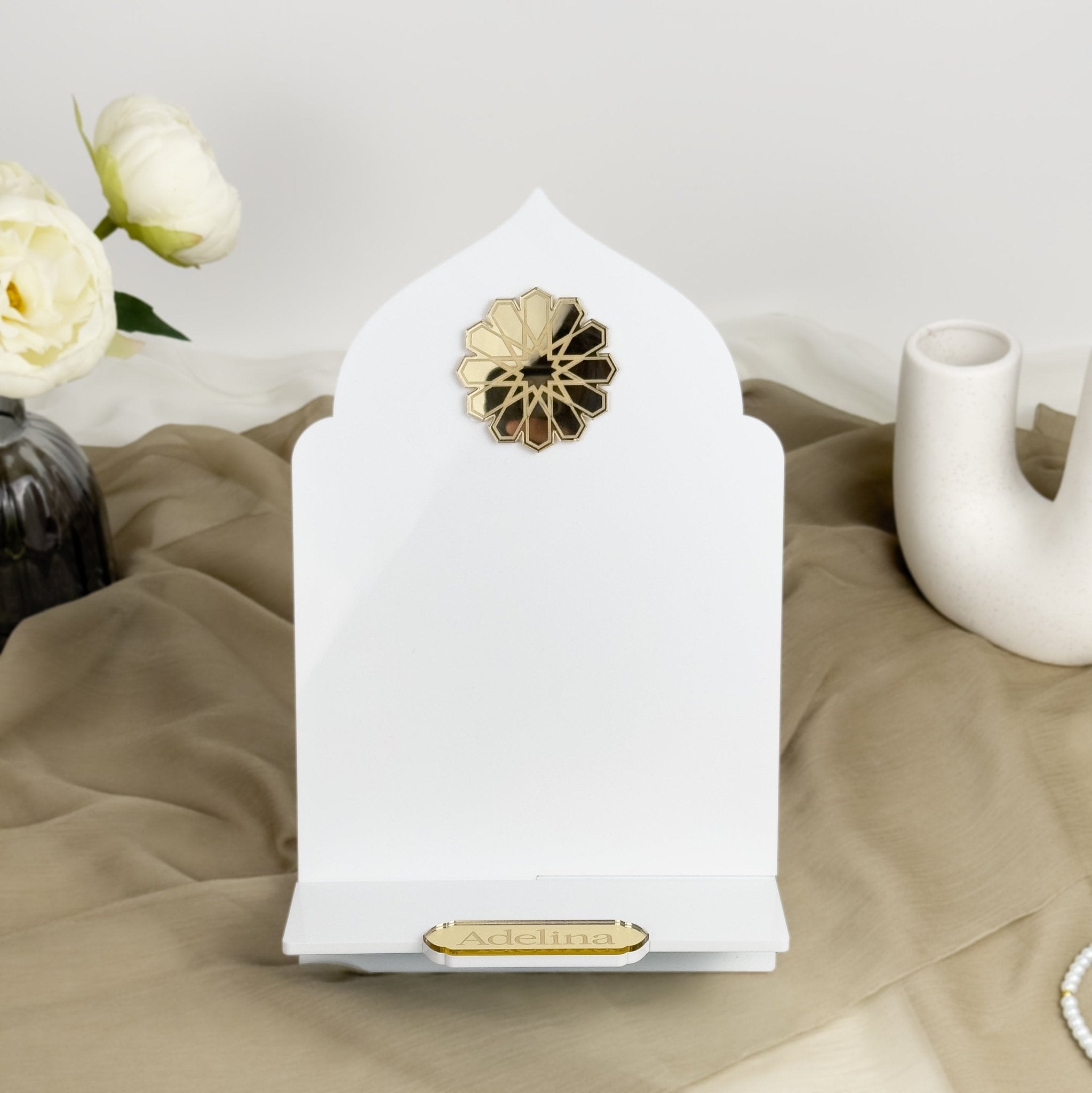 White Vertical Quran Holder – Elegant Acrylic Stand for Muslim Gifts & Home Décor - The Art of Deen